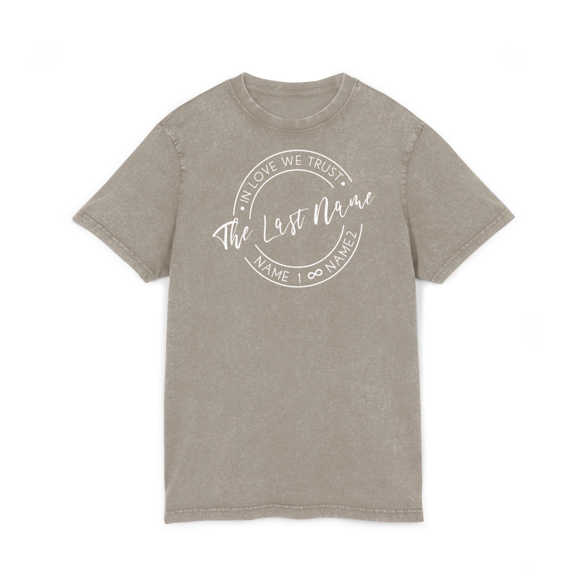 In Love We Trust • personalisierbares Shirt im Vintage Look für Date Night
