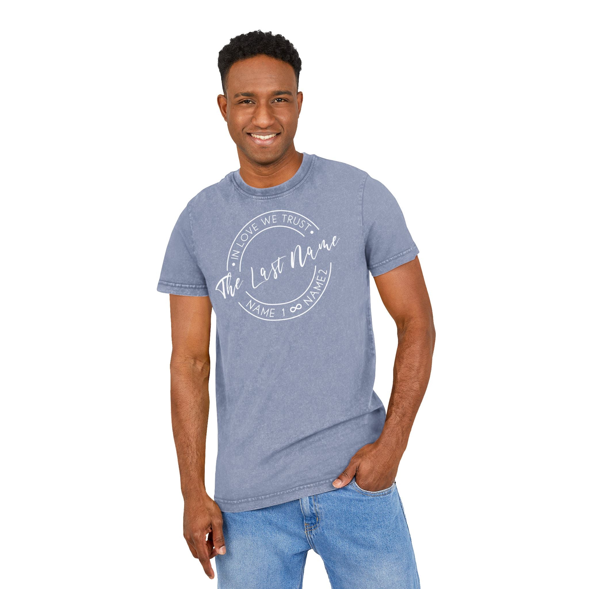 In Love We Trust • personalisierbares Shirt im Vintage Look für Date Night